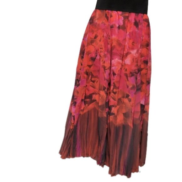 Floral Sleeveless Midi Multicolor Dress - Picture 14 of 16